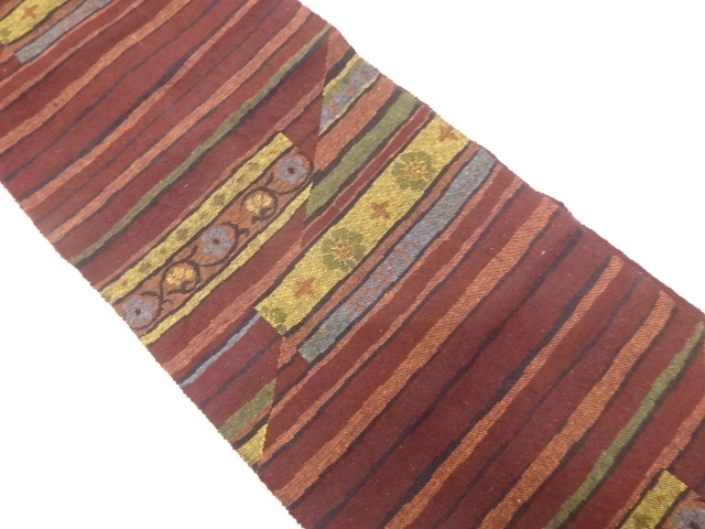 手織り真綿紬横段に花唐草模様織り出し名古屋帯